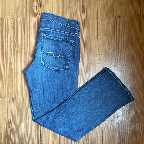 7 for all Mankind Crop Flair medium wash jean SIZE 27 - Picture 5 of 6